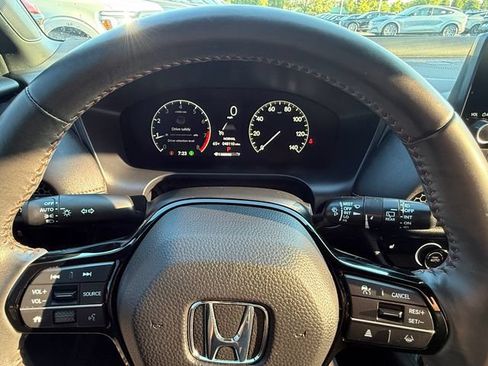 Used 2024 Honda HR-V Sport image 18