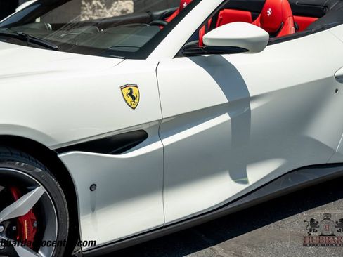 Used 2022 Ferrari Portofino M RWD image 38