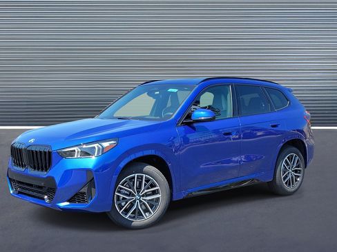 New 2026 BMW X1 xDrive28i w/ Technology Package AWD/4WD image 1