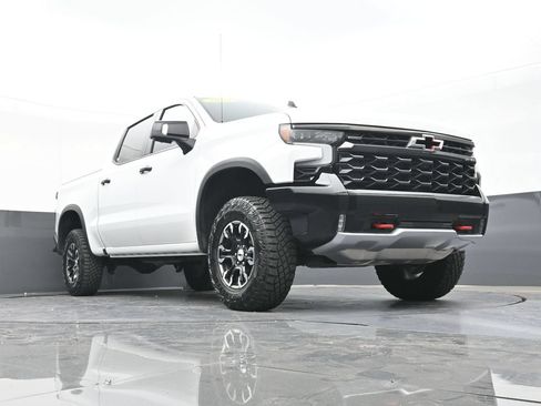 Used 2024 Chevrolet Silverado 1500 ZR2 w/ Technology Package AWD/4WD image 53