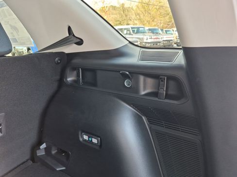 New 2025 Ford Bronco Sport Heritage w/ Convenience Package image 18