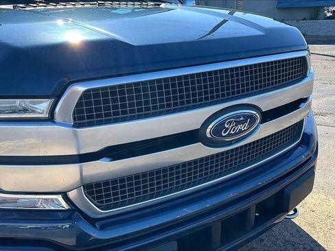 Used 2020 Ford F150 Platinum w/ Equipment Group 701A Luxury AWD/4WD image 32