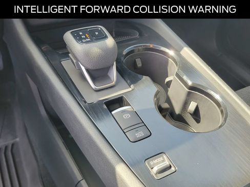 Used 2021 Nissan Rogue S FWD image 30