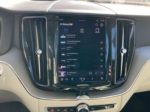 Certified 2023 Volvo XC60 B5 Plus w/ Climate Package image 23