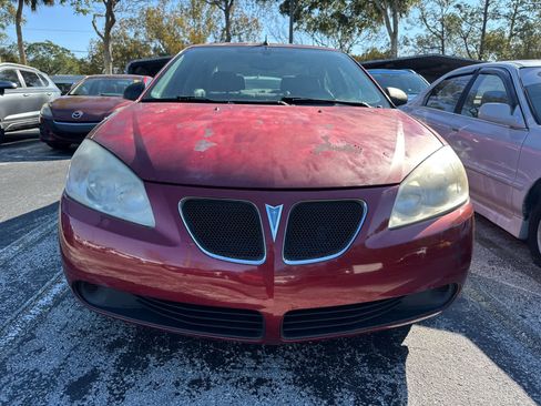 Used 2009 Pontiac G6 Sedan image 2