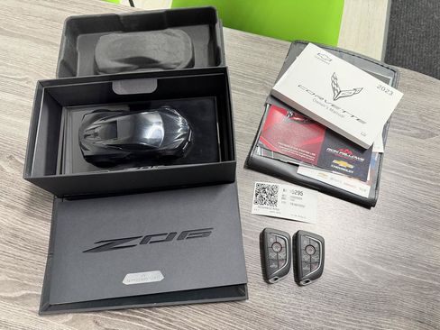 Used 2023 Chevrolet Corvette Z06 RWD image 25
