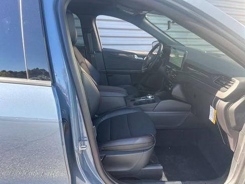 New 2026 Ford Escape ST-Line w/ Tech Pack #1 image 32