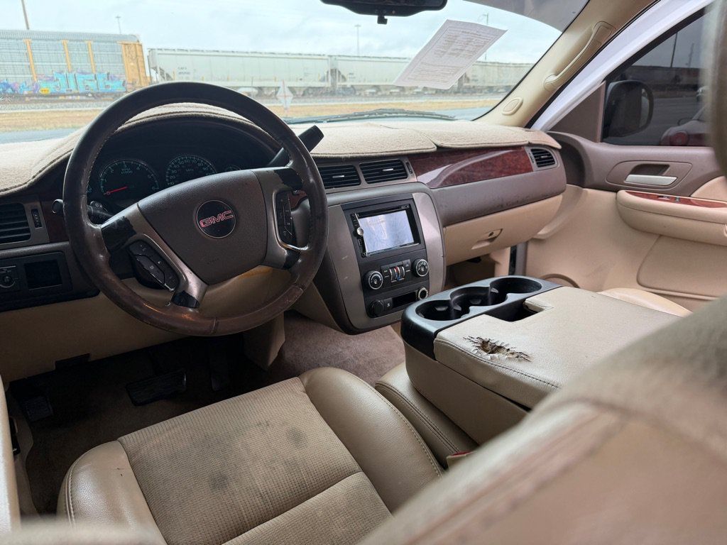 Used 2009 GMC Yukon SLE RWD image 34
