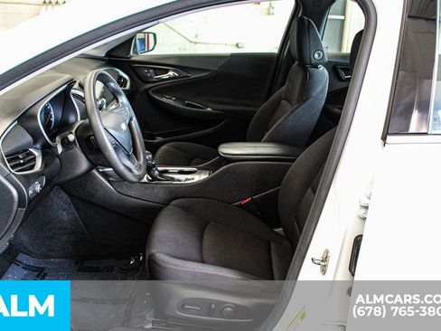 Used 2024 Chevrolet Malibu LT image 17