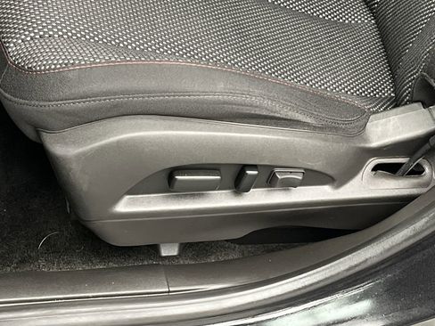 Used 2015 Chevrolet Equinox LT w/ Power Convenience Package image 9