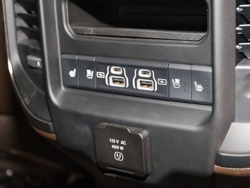 Used 2025 RAM 1500 Limited w/ Trailer Tow Group AWD/4WD image 18