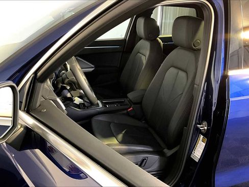 Used 2024 Audi Q3 2.0T Premium Plus w/ Premium Plus Package image 8