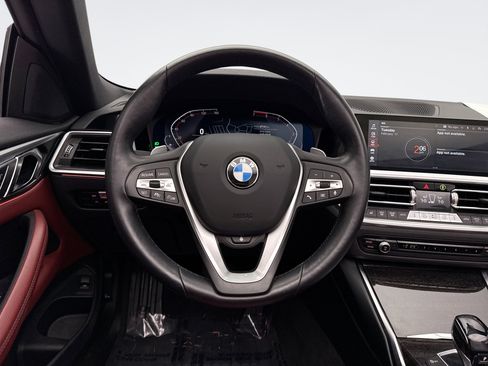 Used 2021 BMW 430i Convertible image 12