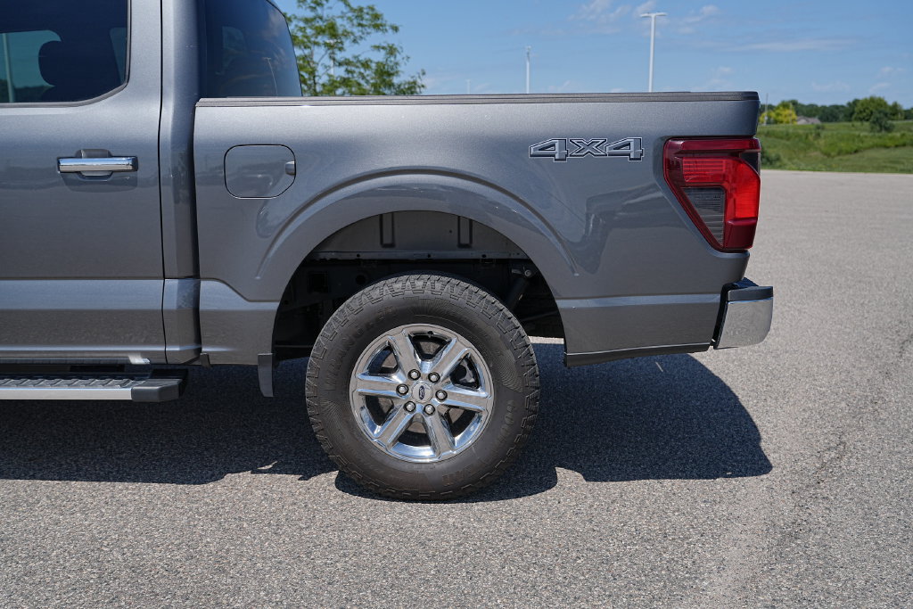 Used 2025 Ford F150 XLT w/ Equipment Group 301A Standard AWD/4WD image 13
