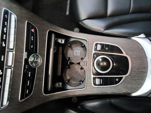 Used 2019 Mercedes-Benz C 300 4MATIC Sedan image 16