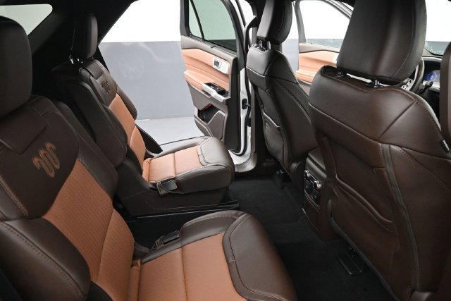 Used 2023 Ford Explorer King Ranch w/ Technology Package AWD/4WD image 22