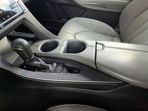 Used 2019 Toyota Avalon XLE w/ Moonroof Package FWD image 31