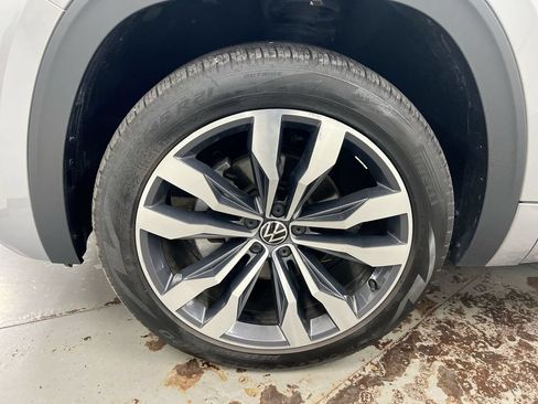 Used 2021 Volkswagen Atlas Cross Sport SEL R-Line AWD/4WD image 27