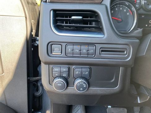 Used 2021 Chevrolet Tahoe LT AWD/4WD image 14