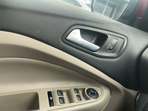 Certified 2018 Ford C-MAX Titanium w/ Equipment Group 301A image 19