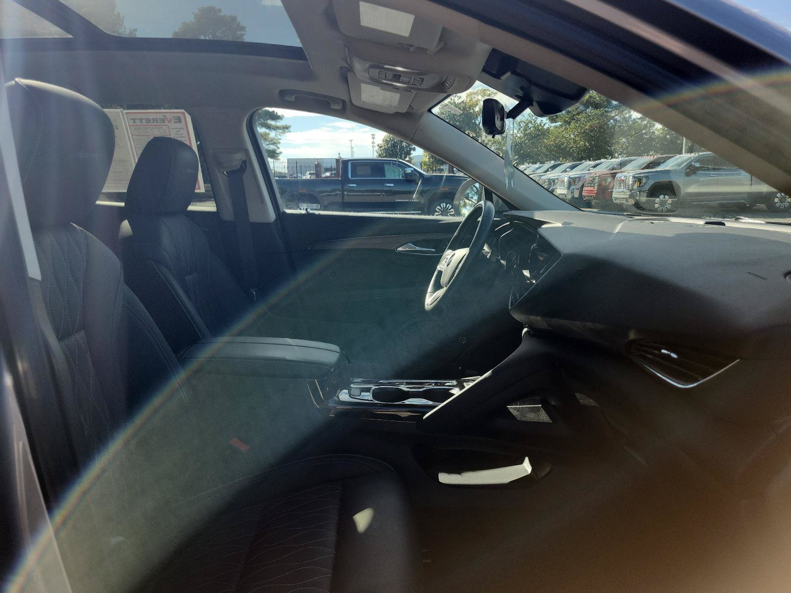 Certified 2023 Buick Envision Avenir AWD/4WD image 9