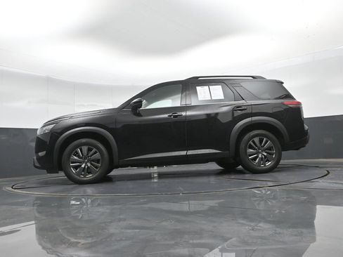 Used 2024 Nissan Pathfinder SV AWD/4WD image 42