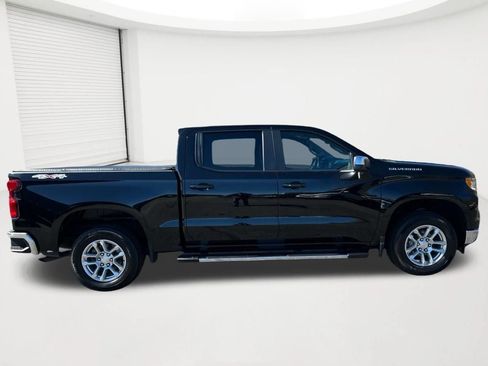Used 2023 Chevrolet Silverado 1500 LT AWD/4WD image 4