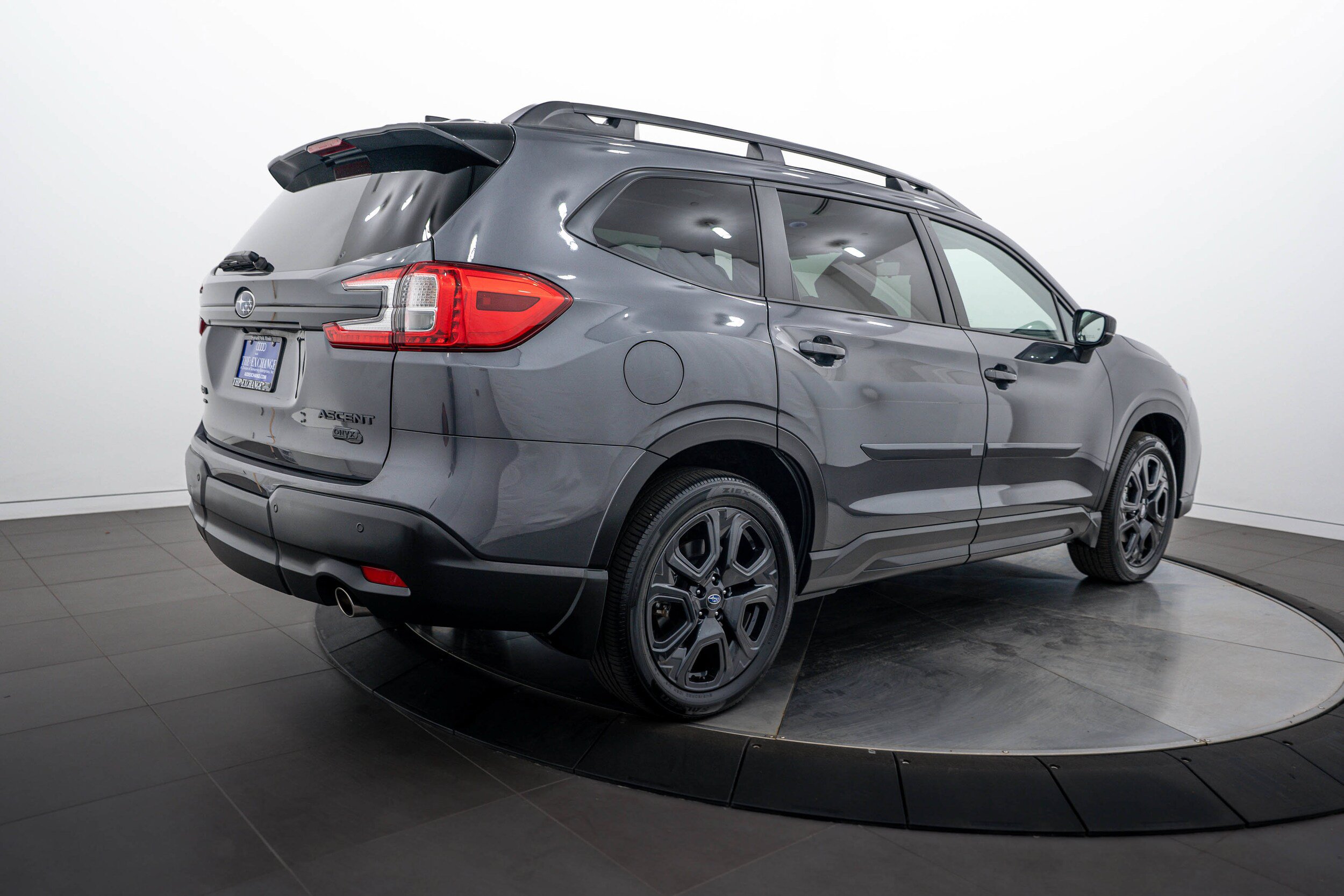 Used 2025 Subaru Ascent Bronze Edition AWD/4WD image 4