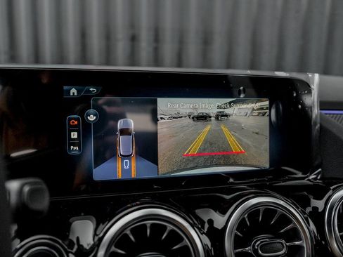 New 2026 Mercedes-Benz GLA 35 AMG 4MATIC image 16