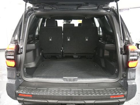 Used 2025 Toyota 4Runner SR5 image 21