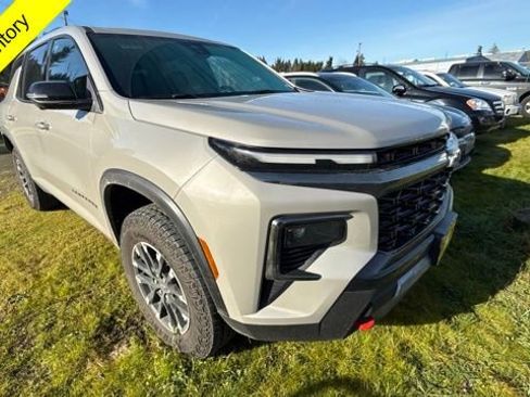 Used 2026 Chevrolet Traverse Z71 w/ Driver Confidence Package image 2