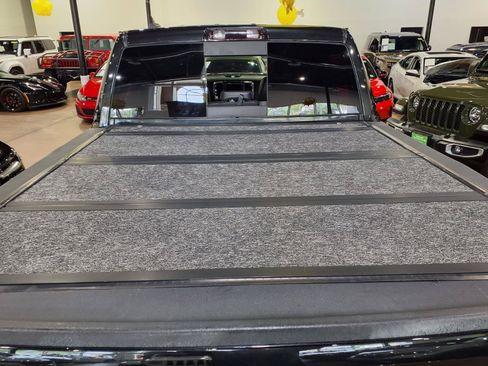 Used 2017 RAM 1500 Sport w/ Black Ram 1500 Sport Group AWD/4WD image 10