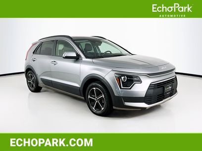Used 2023 Kia Niro EX