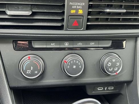 Certified 2024 Volkswagen Jetta S image 27