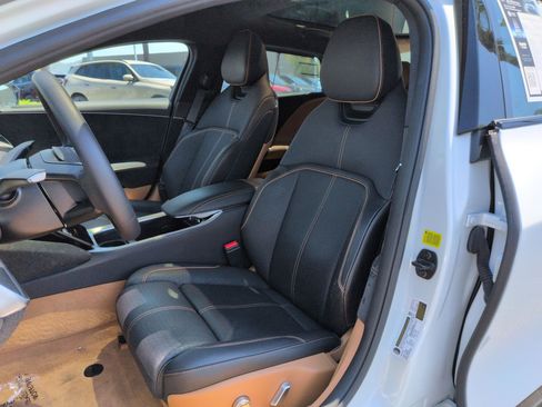 Used 2024 Lucid Air Grand Touring AWD/4WD image 16