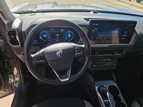 Used 2025 Ford Bronco Sport Big Bend image 17