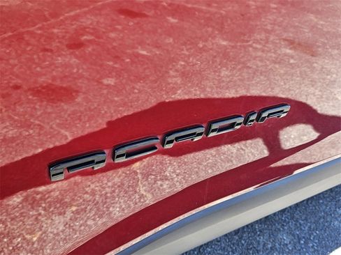 Certified 2023 GMC Acadia SLE w/ Driver Convenience Package image 20