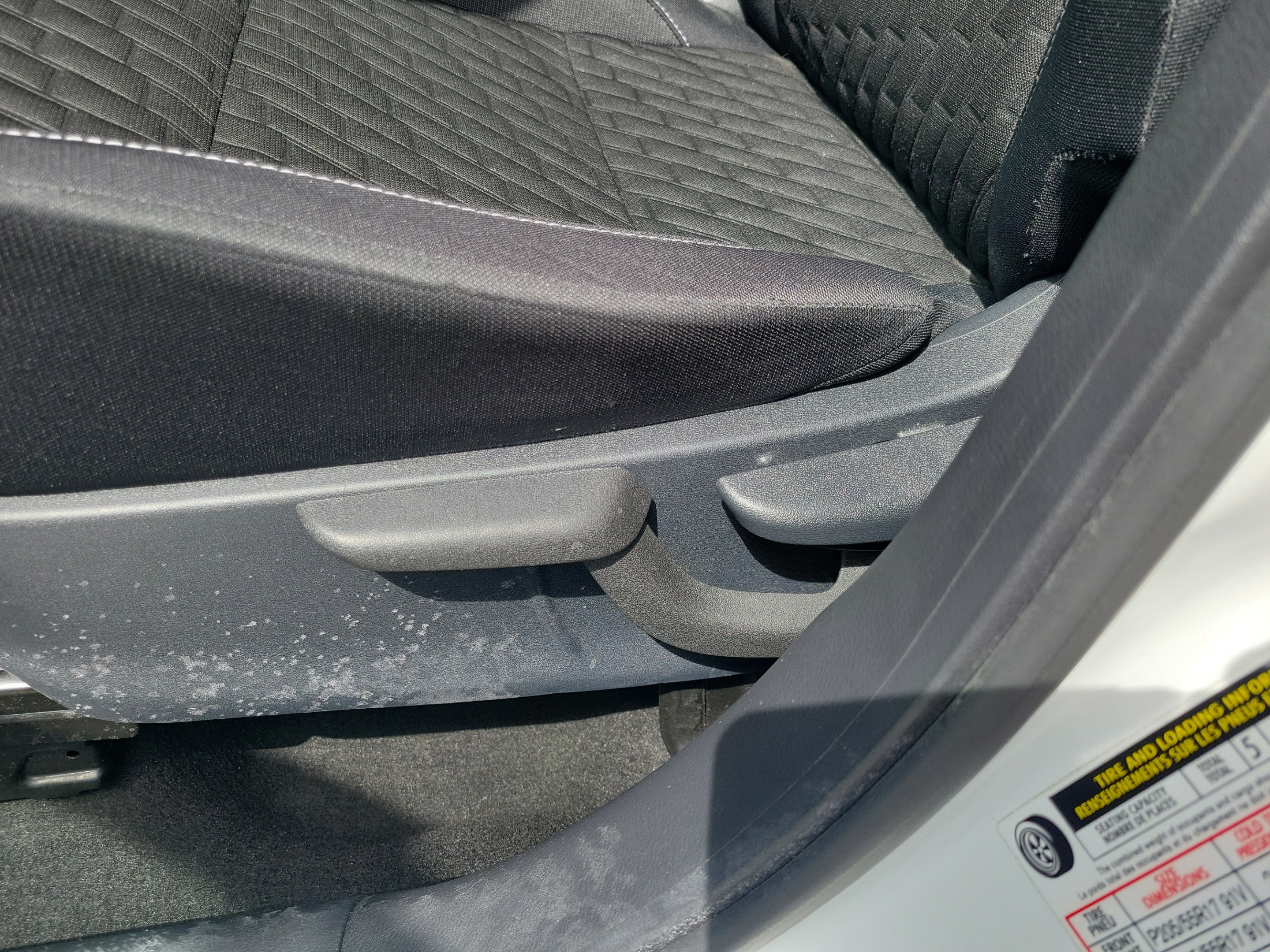 Certified 2022 Nissan Kicks SV FWD image 15
