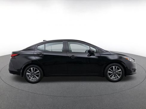 Used 2025 Nissan Versa SV FWD image 14