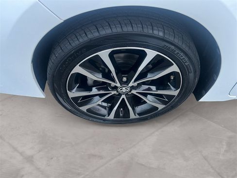 Used 2019 Toyota Corolla SE image 14