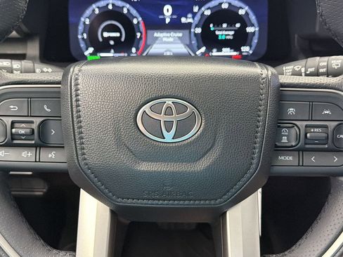 Used 2026 Toyota 4Runner TRD Off-Road Premium AWD/4WD image 28