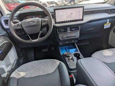 New 2026 Ford Maverick XLT w/ XLT Luxury Package FWD image 31