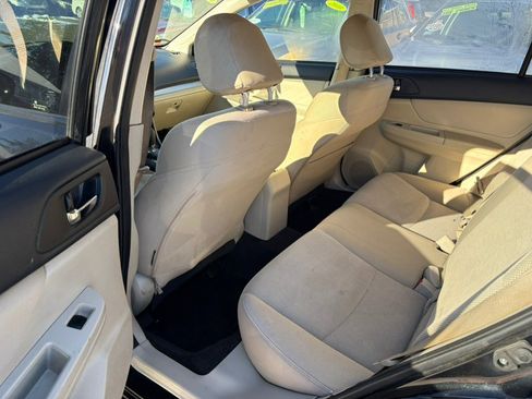 Used 2014 Subaru Crosstrek 2.0i Premium image 6