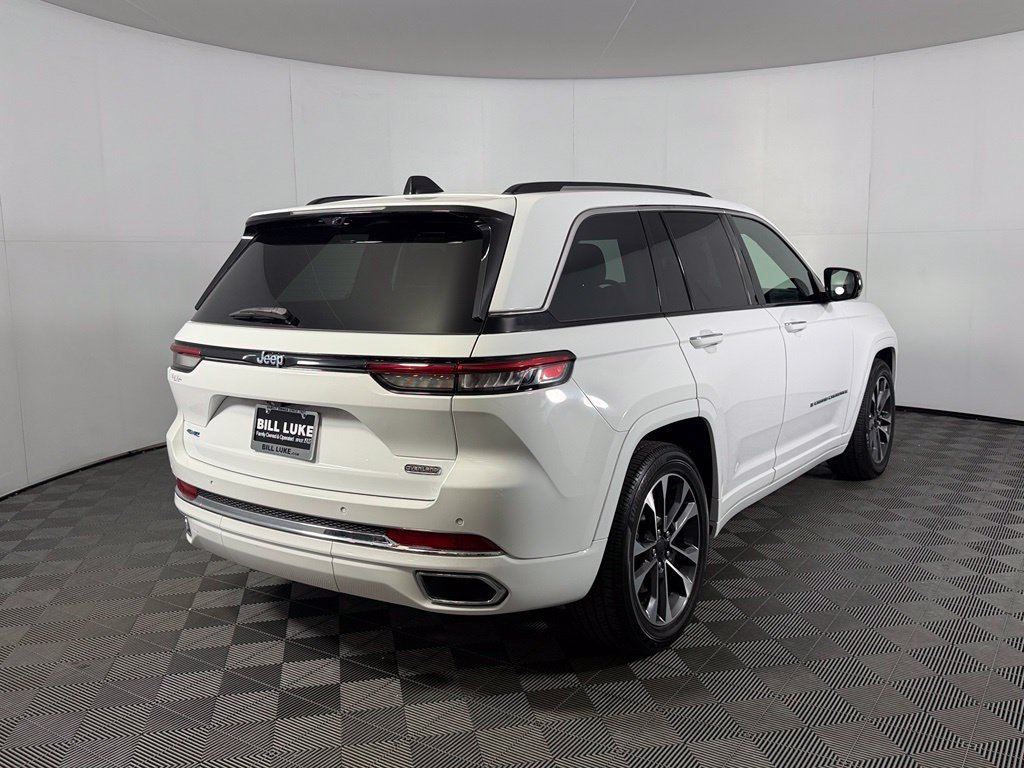 Used 2022 Jeep Grand Cherokee Overland w/ Advanced Protech Group III AWD/4WD image 7