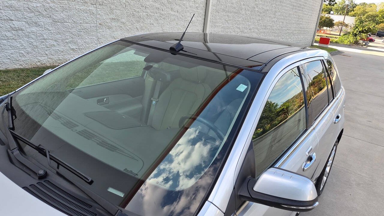 Used 2015 Lincoln MKX AWD w/ Equipment Group 102A image 11