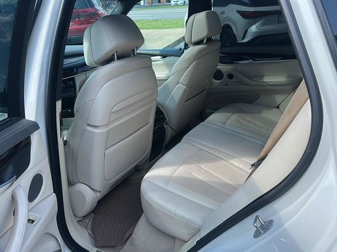 Used 2016 BMW X5 xDrive50i AWD/4WD image 18