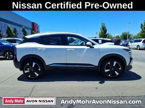 Certified 2025 Nissan Kicks SR FWD image 8