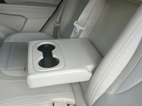 Certified 2023 Buick Envision Preferred AWD/4WD image 18