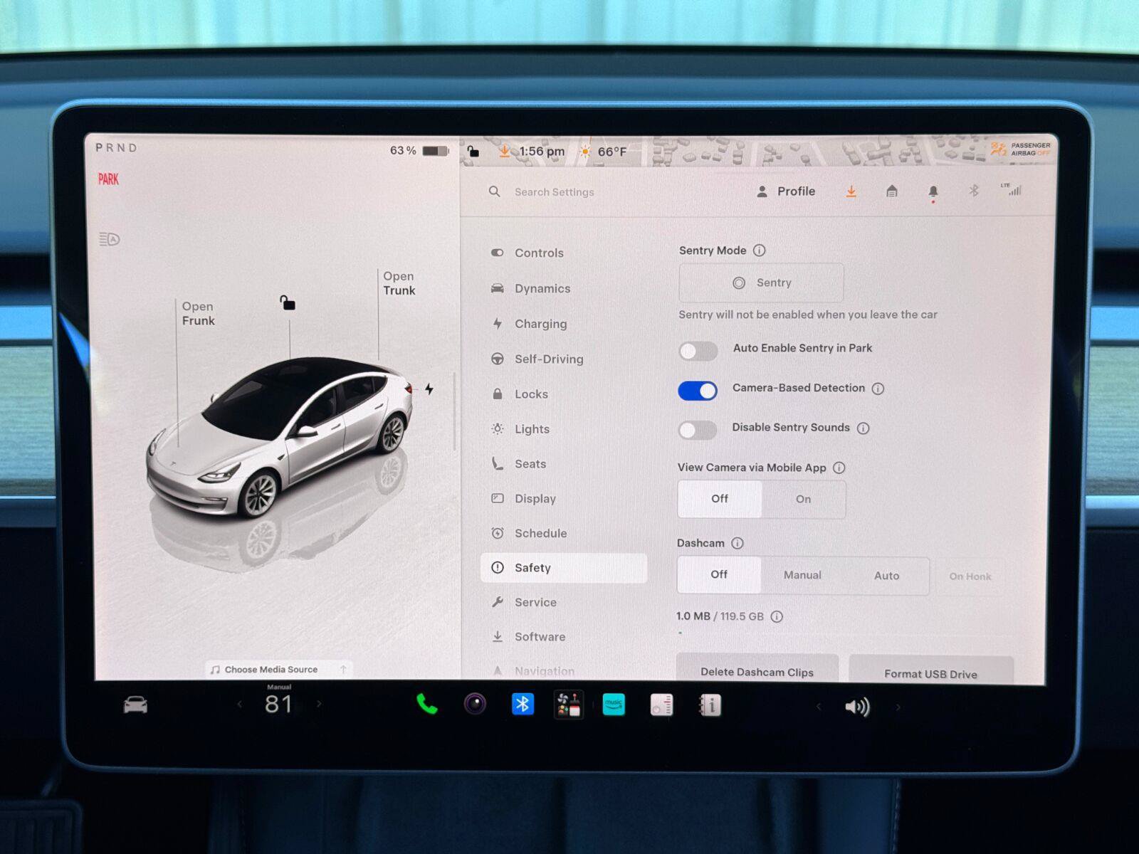 Used 2022 Tesla Model 3 Long Range AWD/4WD image 28