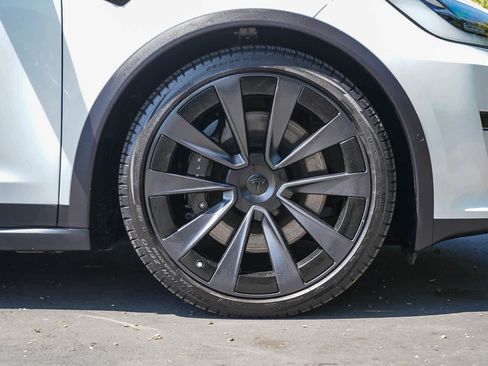 Used 2023 Tesla Model X AWD/4WD image 9